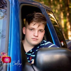 Meet your Posher, Keegan